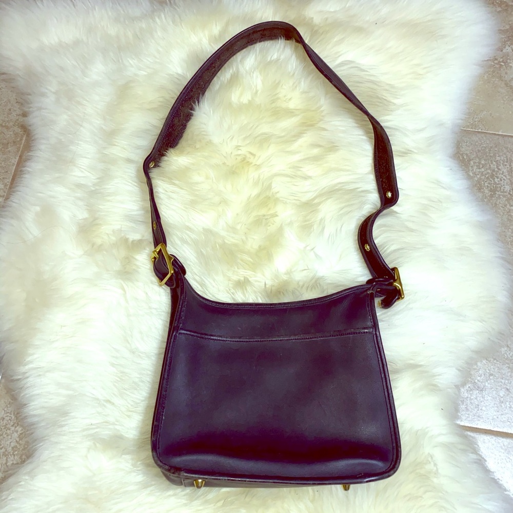 COACH vintage crossbody bag- navy leather